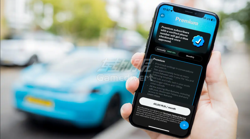 2025年推特(X)新手生存指南:为何你必须拥有一个“蓝V”?(附全功能解析与开通攻略) Twitter,X,推特蓝V, X Premium, Twitter Blue, 推特会员, 蓝V认证, 推特蓝V代充, X会员代充, 推特代付, 国内开通推特蓝V, Grok AI, 推特充值教程, 推特蓝V购买, Twitter会员订阅, 推特没有信用卡, 推特支付失败